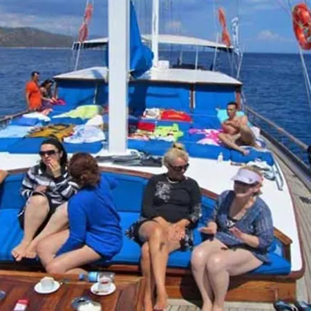 Hazer Gulet Boat 船屋 费特希耶